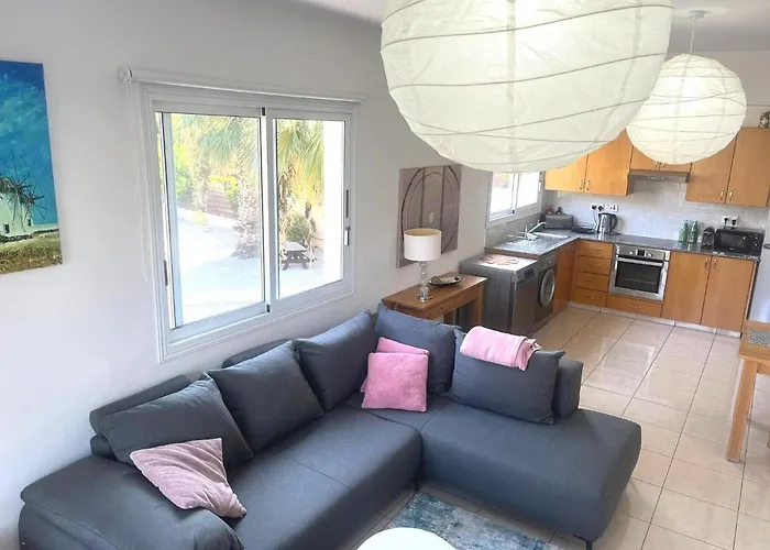 Peyia Resort Apartment